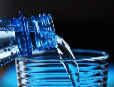 Especialistas ressaltam cinco motivos para beber mais água