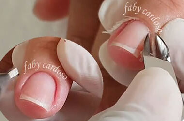 Conheça os benefícios da manicurepedicure para a saúde das unhas (1)
