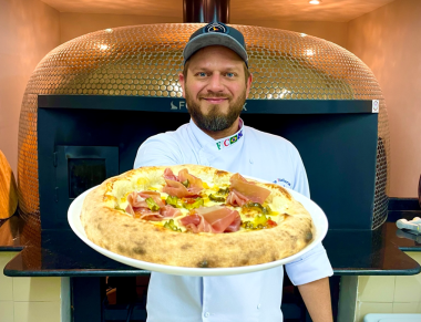 chef-pizzaiolo-leonardo-stefanini-ensina-a-fazer-uma-pizza-criada-exclusivamente-para-campeonato-mundial-de-pizza